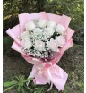11 нежных роз